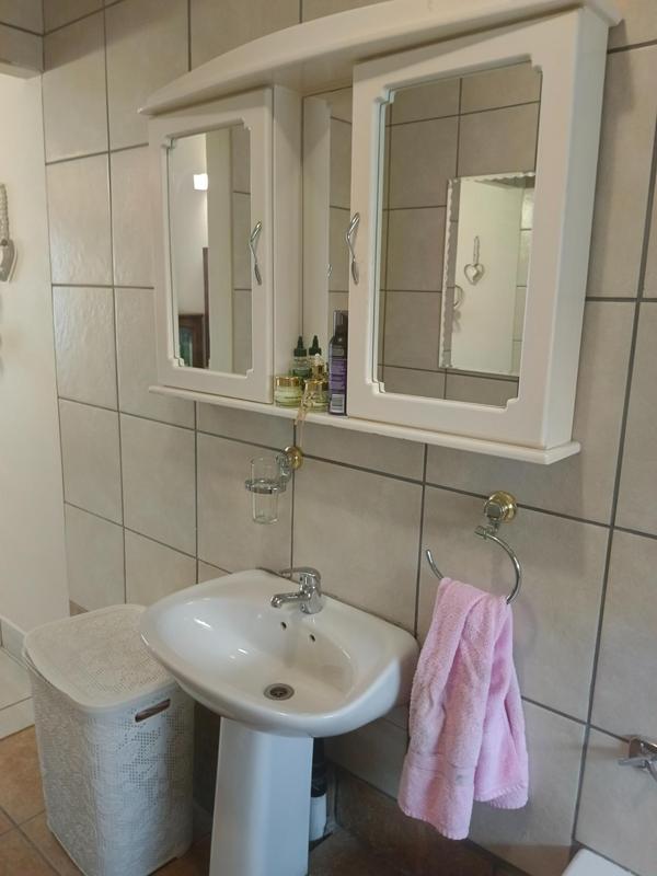 3 Bedroom Property for Sale in Vaalpark Free State